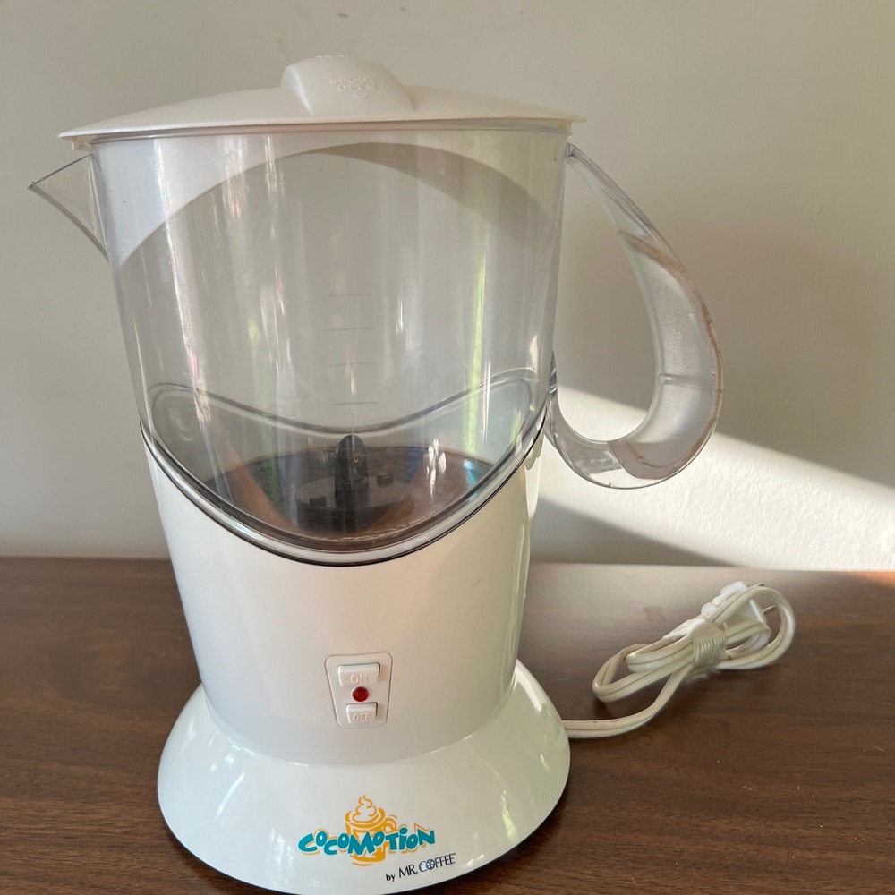Mr. Coffee Cocomotion Hot Cocoa Maker HC4 White Electric 4 Cup Beverage Machine
